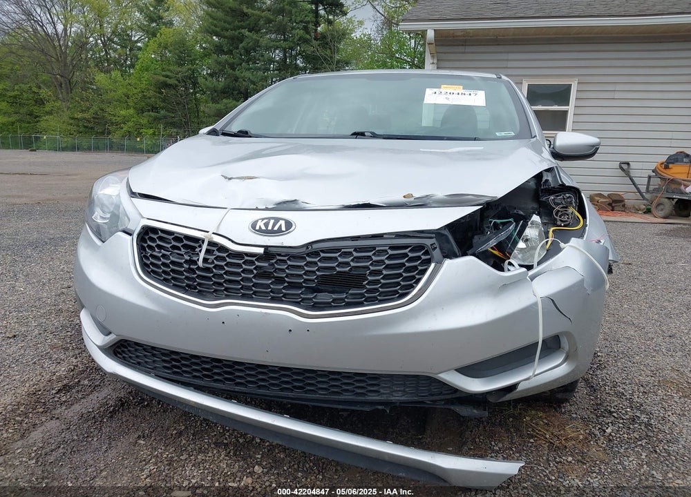 2016 KIA FORTE VIN: KNAFK4A69G5502921