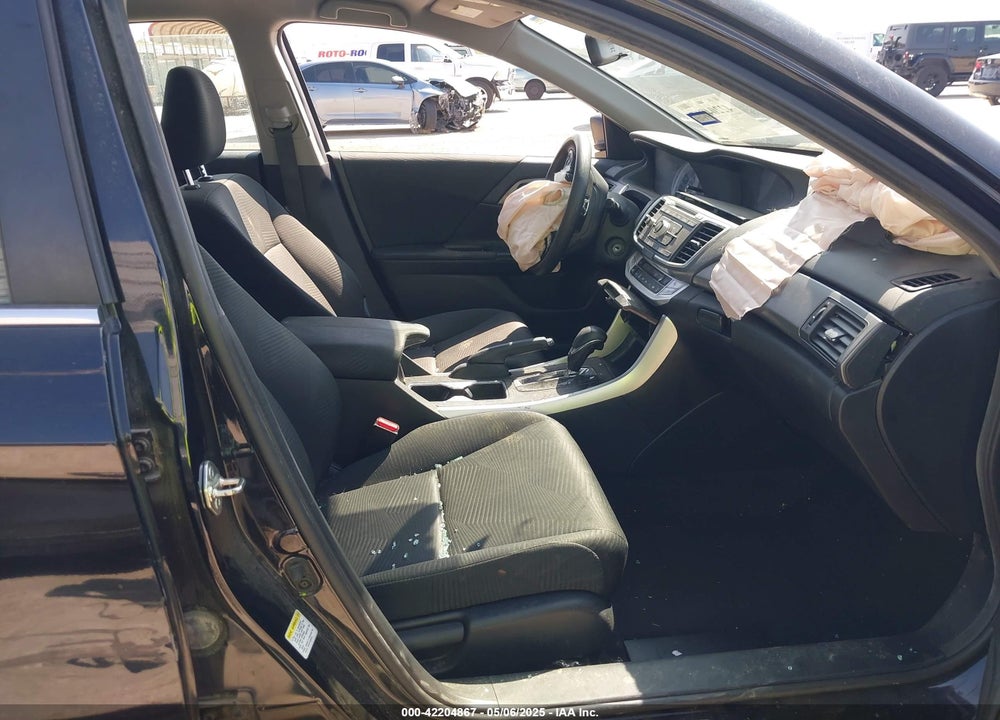 2015 HONDA ACCORD LX VIN: 1HGCR2F36FA146651