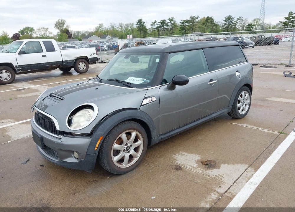 2009 MINI COOPER S VIN: WMWMM335X9TP93430