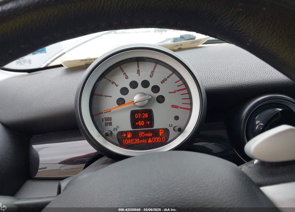 2009 MINI COOPER S VIN: WMWMM335X9TP93430