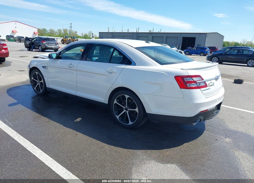 2016 FORD TAURUS VIN: 1FAHP2E88GG131659