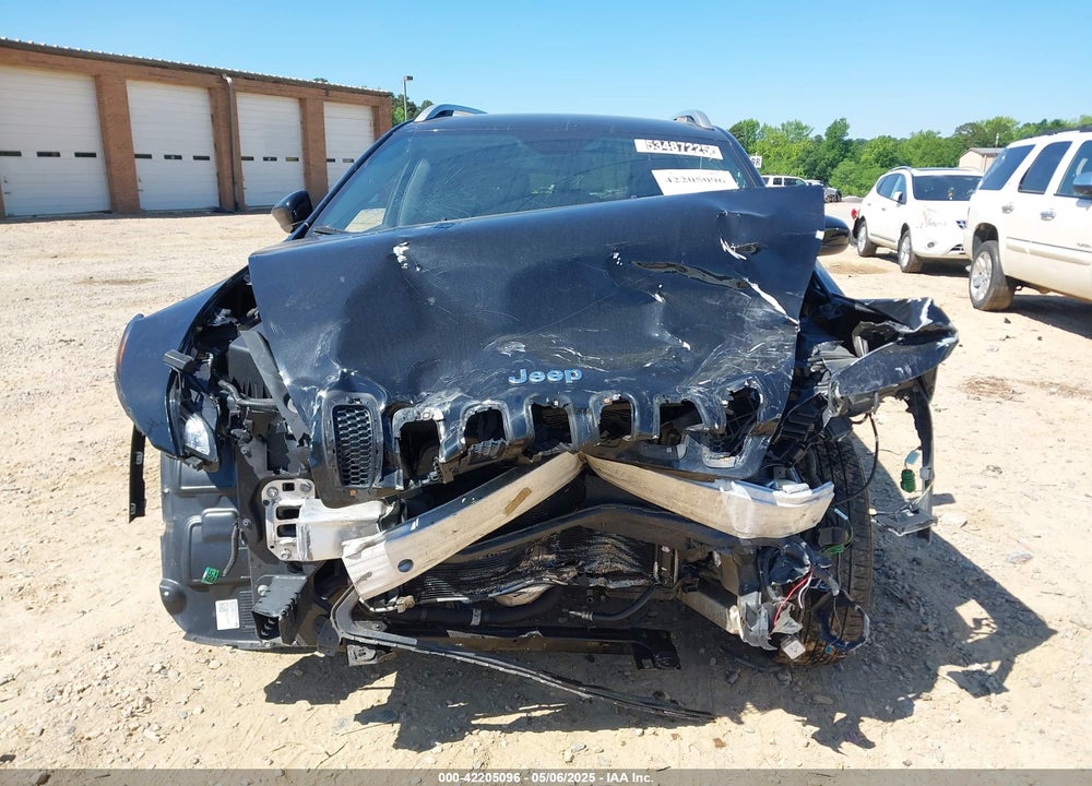 2017 JEEP CHEROKEE LATITUDE 4X4 VIN: 1C4PJMCB2HW512769