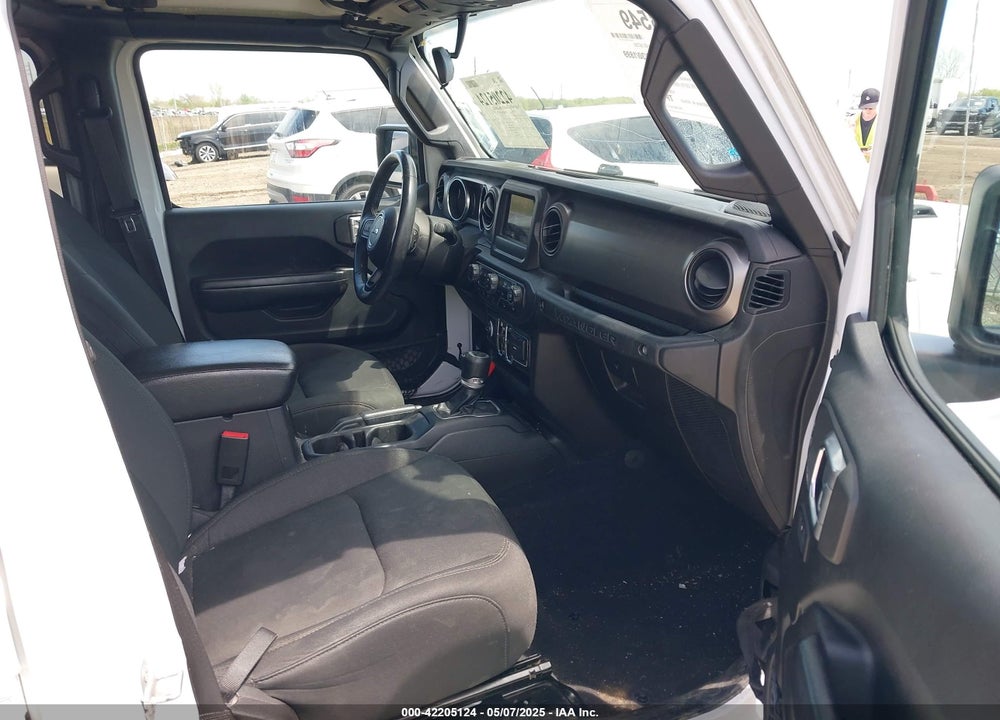 2019 JEEP WRANGLER UNLIMITED SPORT S 4X4 VIN: 1C4HJXDN5KW618297