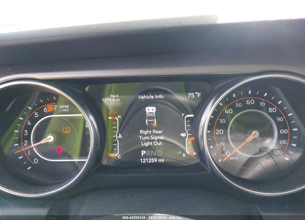 2019 JEEP WRANGLER UNLIMITED SPORT S 4X4 VIN: 1C4HJXDN5KW618297