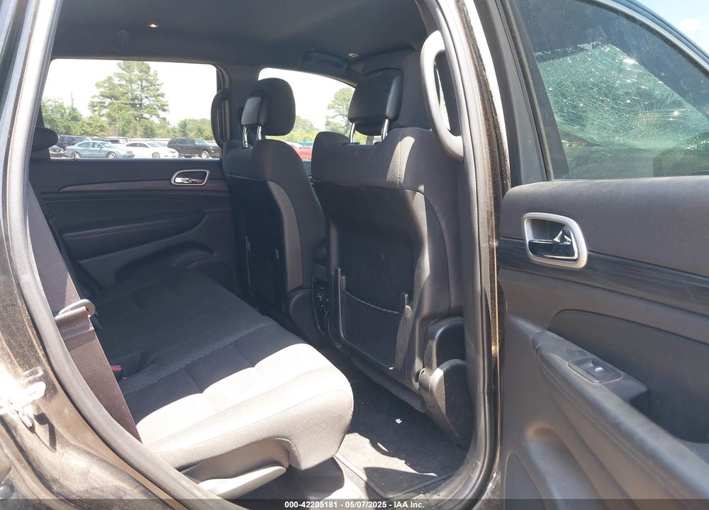 2019 JEEP GRAND CHEROKEE LAREDO E 4X2 VIN: 1C4RJEAG4KC690043
