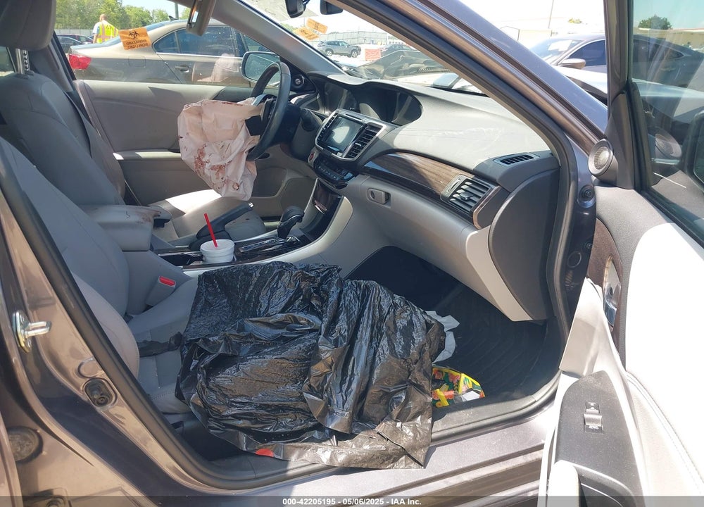 2017 HONDA ACCORD VIN: 1HGCR3F97HA041159