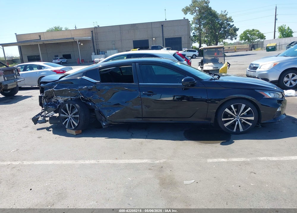 2021 NISSAN ALTIMA SR FWD VIN: 1N4BL4CV6MN421556