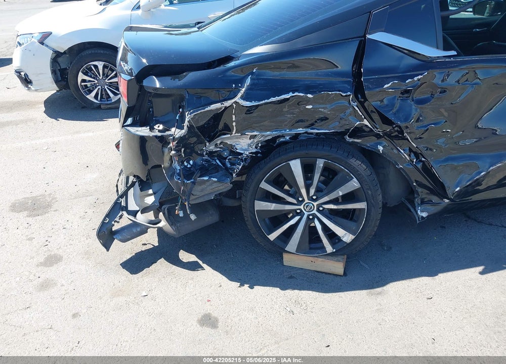 2021 NISSAN ALTIMA SR FWD VIN: 1N4BL4CV6MN421556