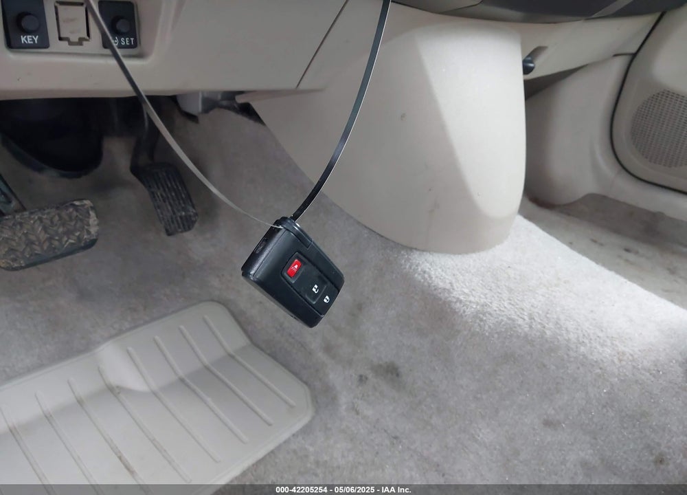 2008 TOYOTA PRIUS VIN: JTDKB20U283369888