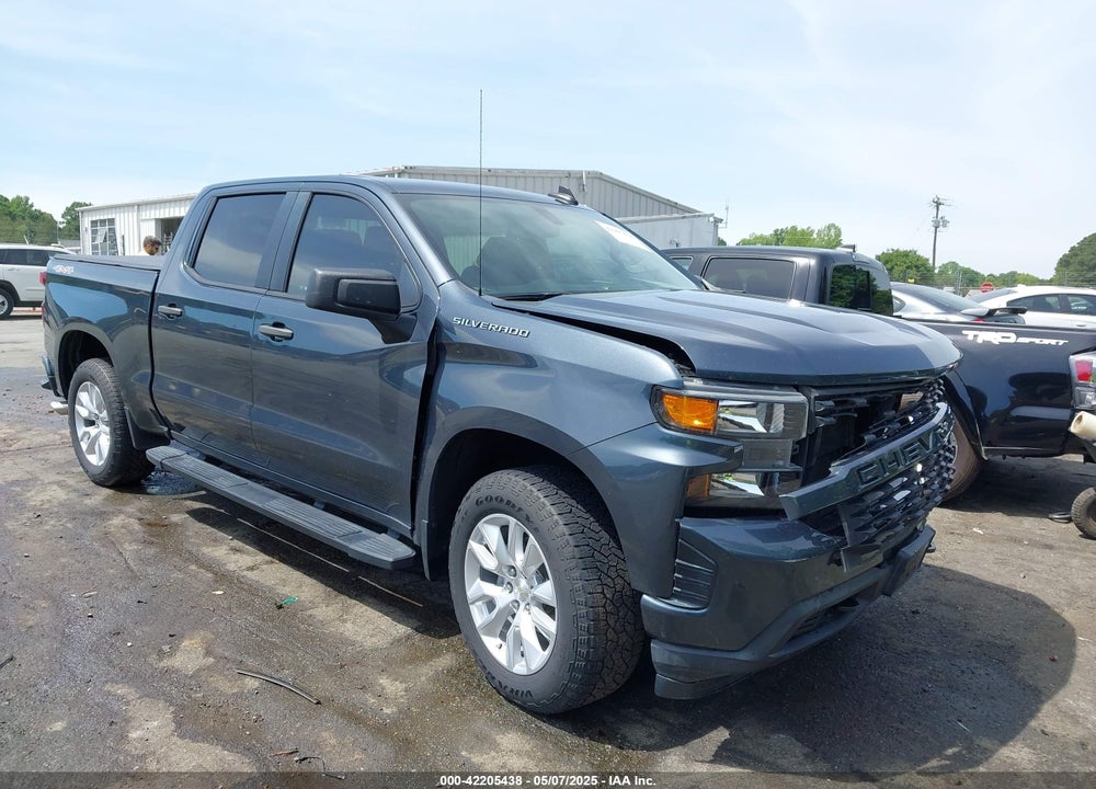 2020 CHEVROLET SILVERADO 1500 4WD SHORT BED CUSTOM VIN: 1GCPYBEH8LZ206345