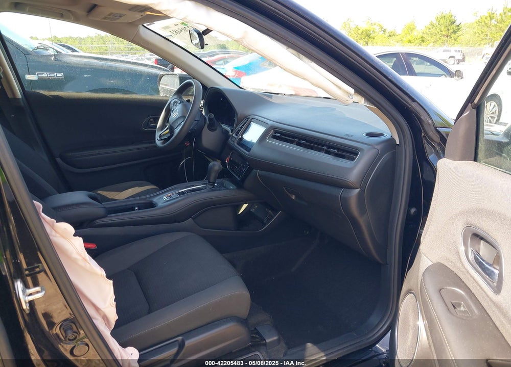 2022 HONDA HR-V VIN: 3CZRU5H53NM732937