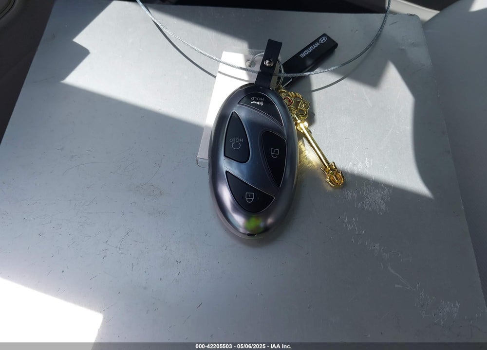 2025 HYUNDAI TUCSON VIN: 5NMJB3DE9SH490219