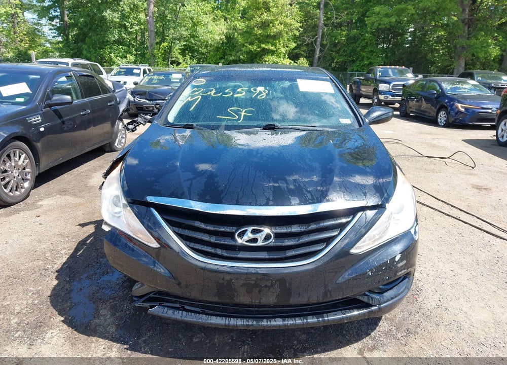 2012 HYUNDAI SONATA VIN: 5NPEB4AC4CH313057