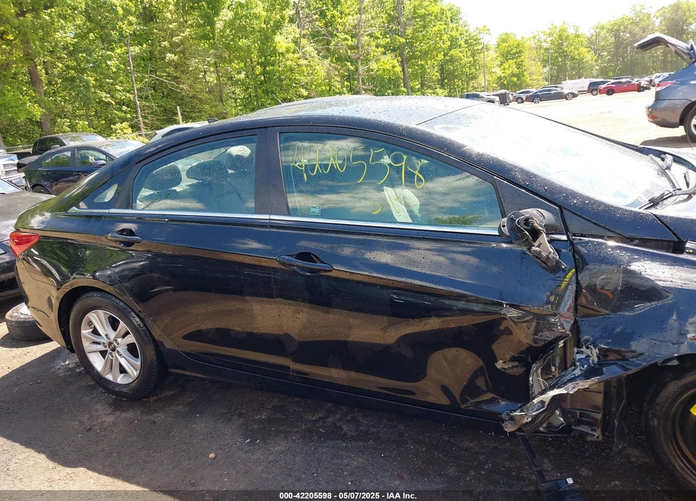 2012 HYUNDAI SONATA VIN: 5NPEB4AC4CH313057