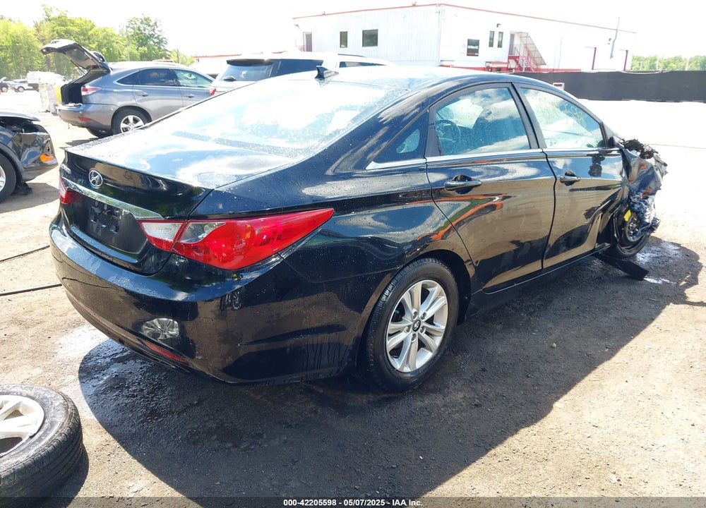 2012 HYUNDAI SONATA VIN: 5NPEB4AC4CH313057