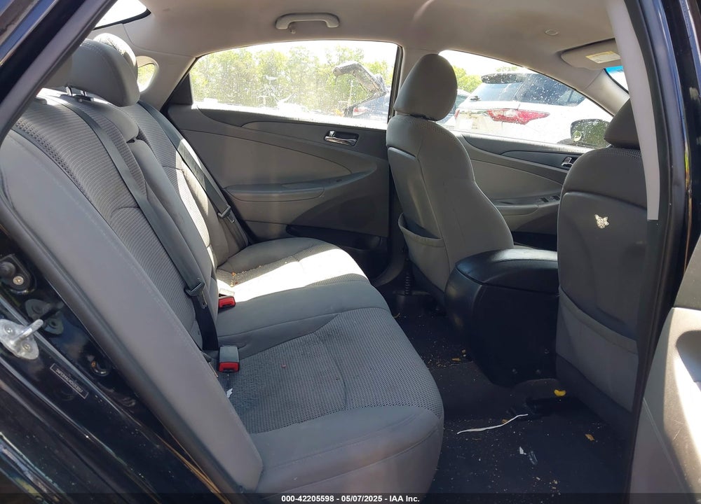2012 HYUNDAI SONATA VIN: 5NPEB4AC4CH313057