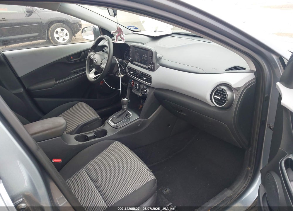 2019 HYUNDAI KONA VIN: KM8K12AA7KU302093
