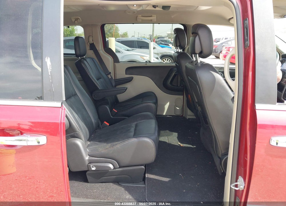2015 CHRYSLER TOWN & COUNTRY TOURING VIN: 2C4RC1BG5FR742018