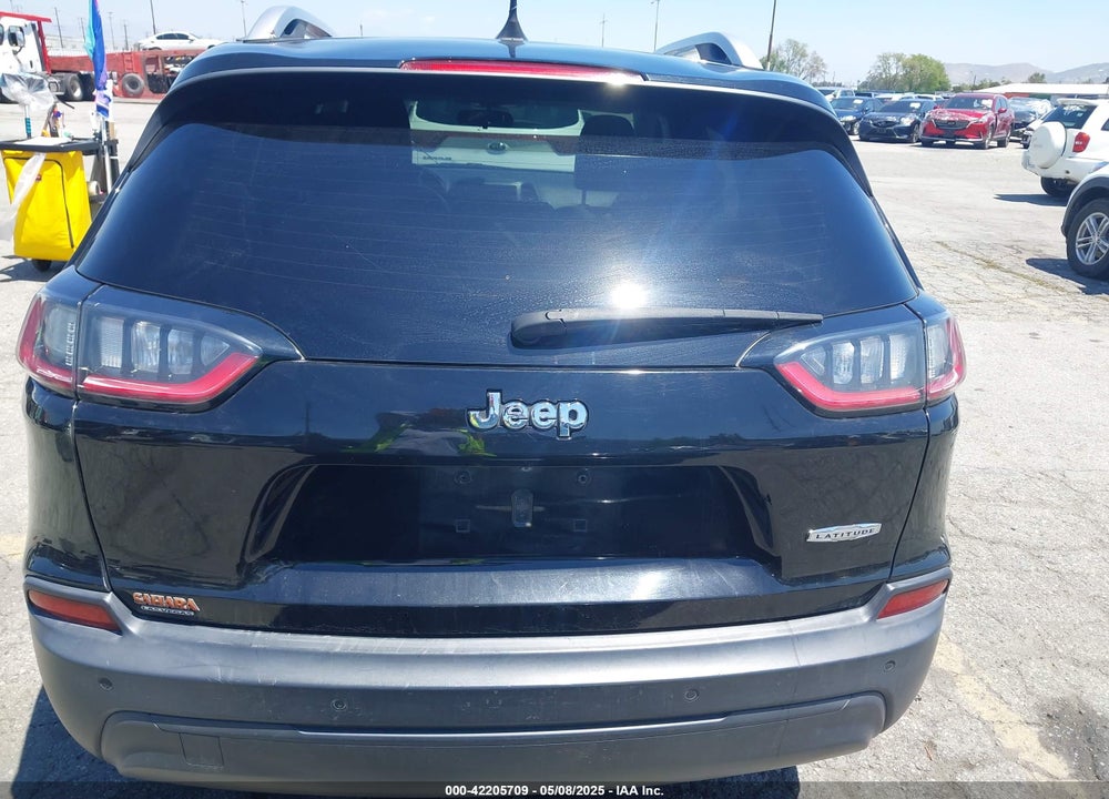 2019 JEEP CHEROKEE VIN: 1C4PJLLB9KD248110