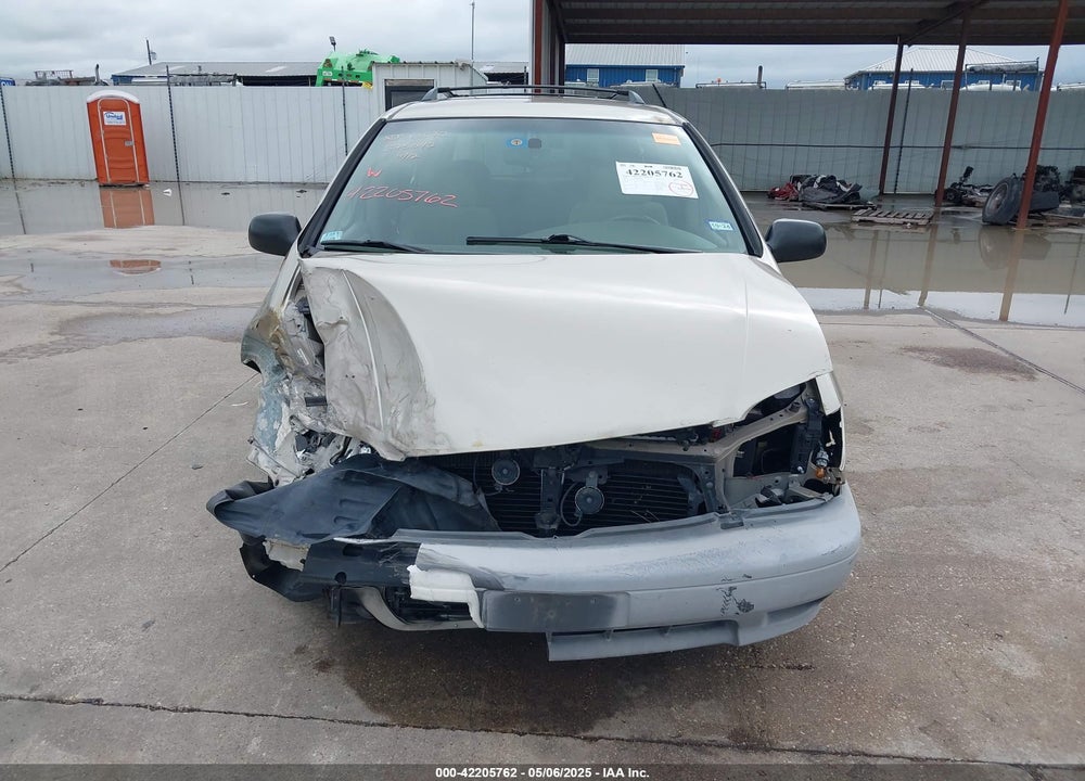 2001 TOYOTA SIENNA VIN: 4T3ZF13C51U375042
