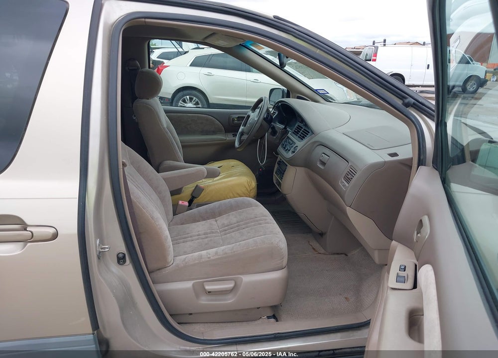 2001 TOYOTA SIENNA VIN: 4T3ZF13C51U375042