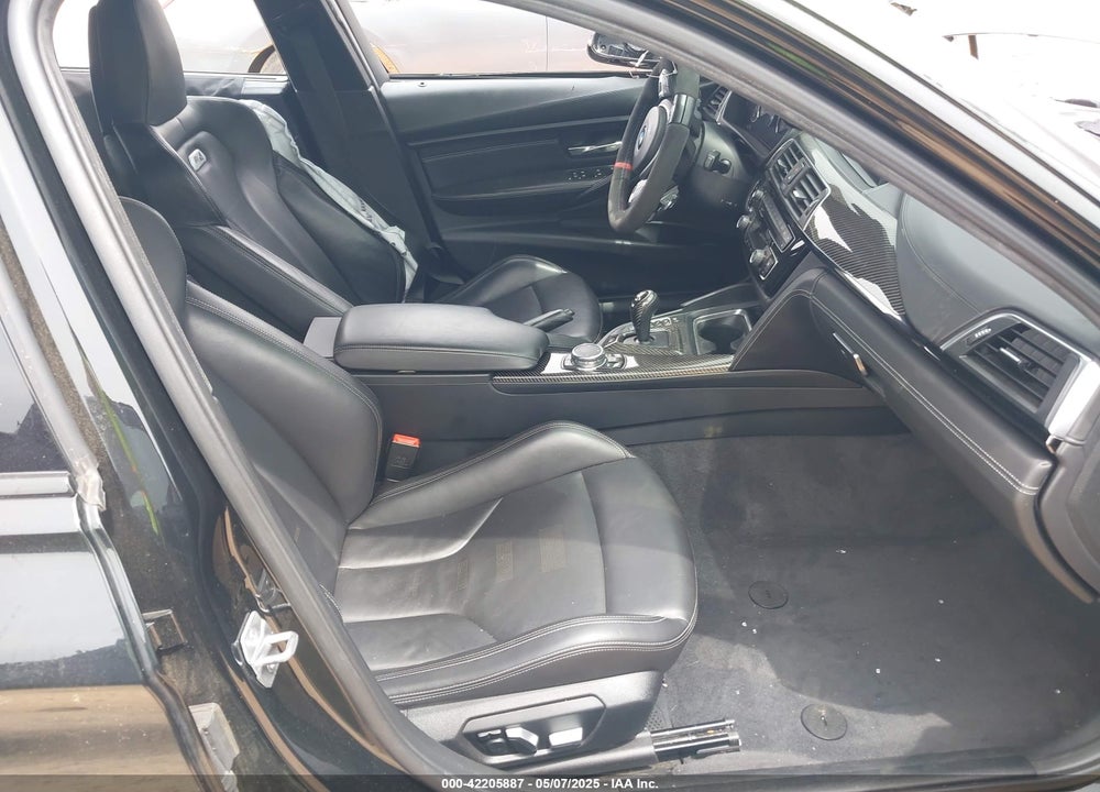 2016 BMW M3 VIN: WBS8M9C52G5D31237