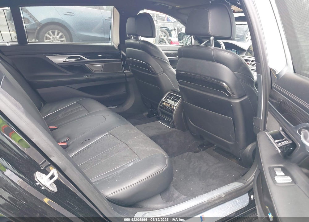 2018 BMW 750I VIN: WBA7F0C54JGM23528