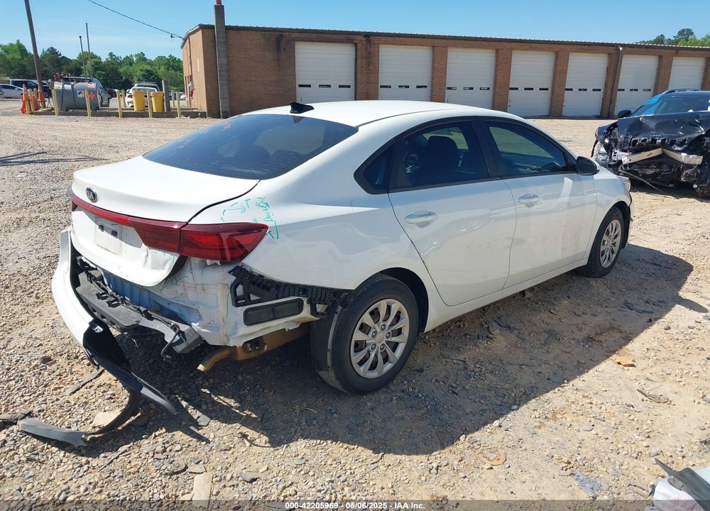 2020 KIA FORTE FE VIN: 3KPF24AD5LE184392