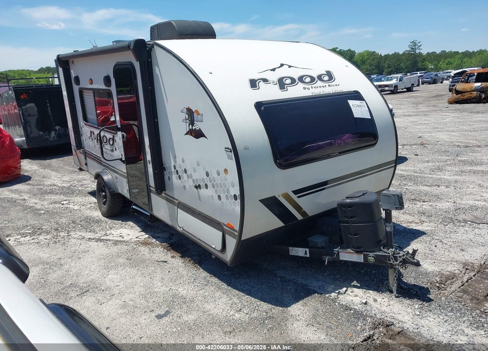 2022 R-VISION R POD FOREST RIVER TRAILER VIN: 5ZT2RPHC1NV022314