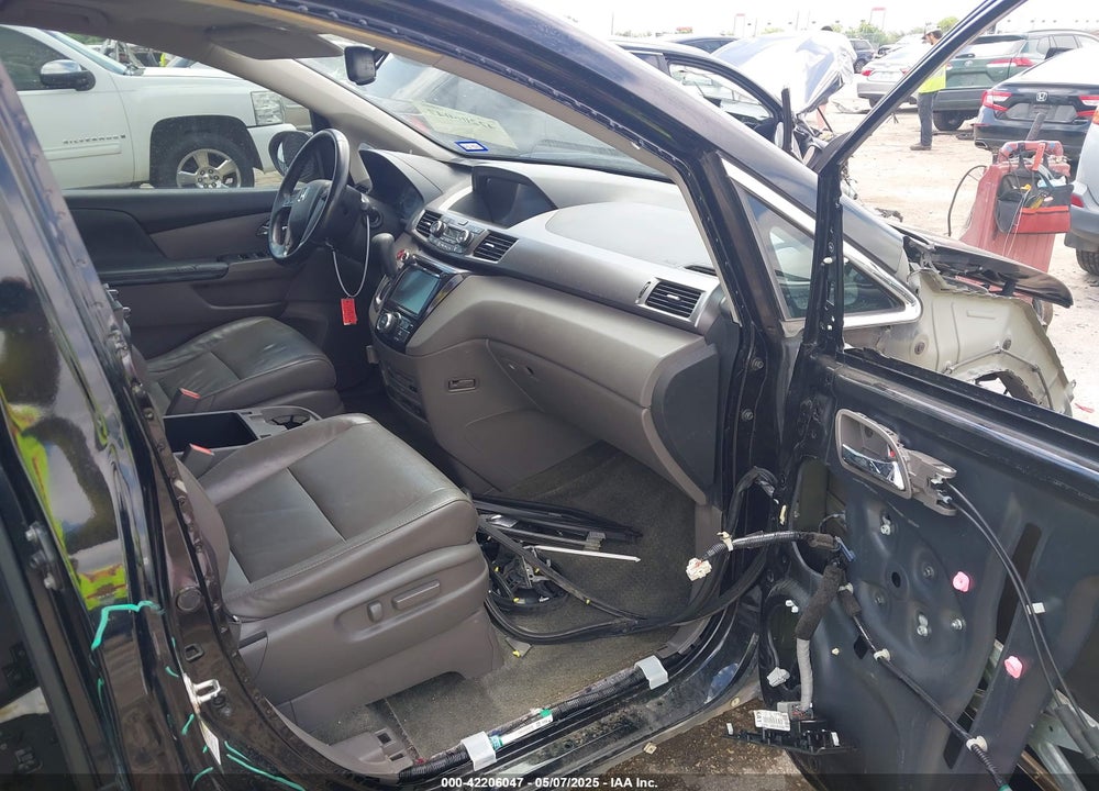2016 HONDA ODYSSEY VIN: 5FNRL5H62GB025014