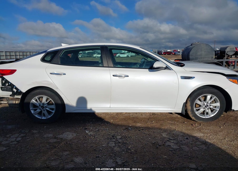 2016 KIA OPTIMA VIN: KNAGT4L35G5102567
