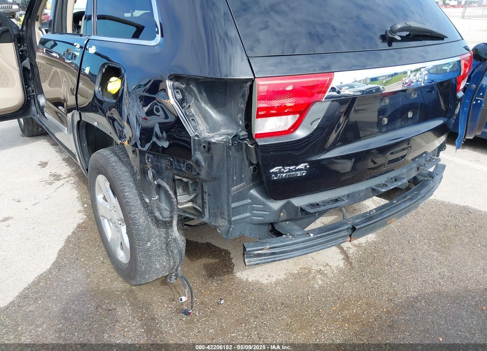 2013 JEEP GRAND CHEROKEE VIN: 1C4RJFBG4DC653159