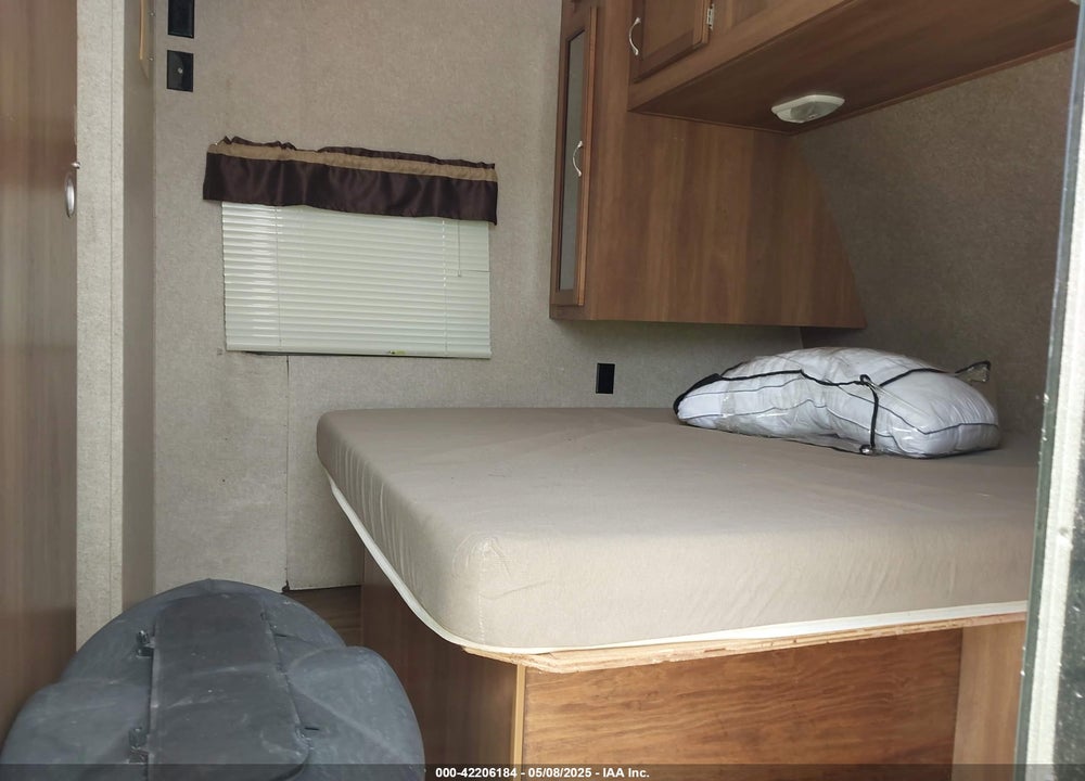 2016 COACHMAN CATALINA LEGACY VIN: 5ZT2CARB1GA024417