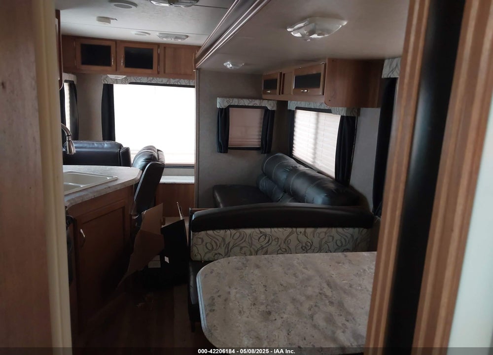 2016 COACHMAN CATALINA LEGACY VIN: 5ZT2CARB1GA024417