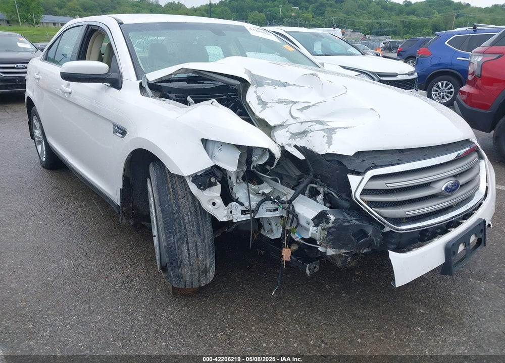 2018 FORD TAURUS VIN: 1FAHP2E89JG117065