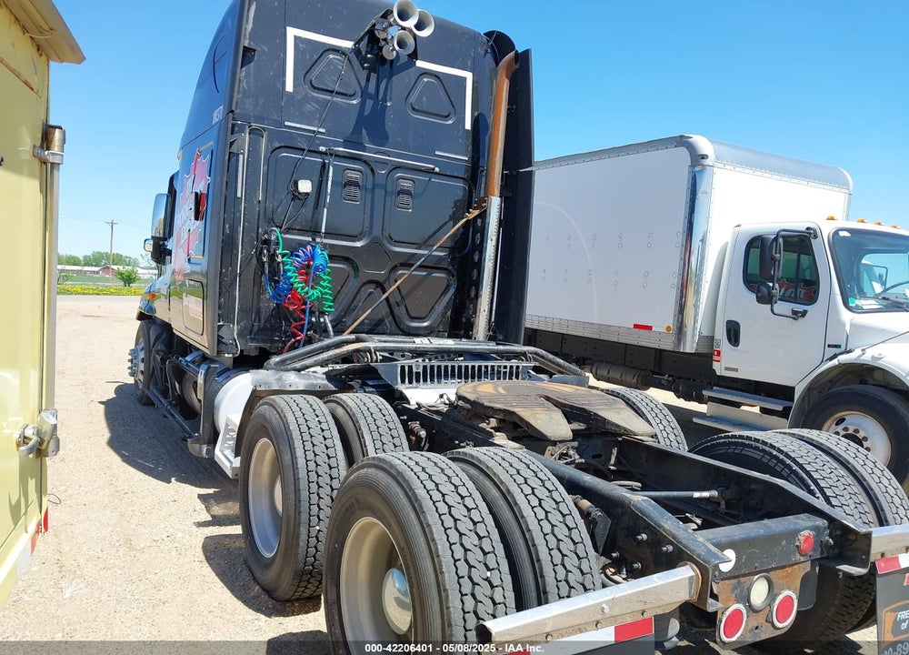 2009 FREIGHTLINER CASCADIA 125 --- VIN: 1FUJGLCK89LAJ2029