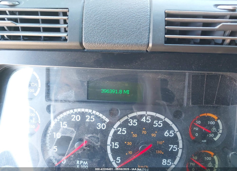 2009 FREIGHTLINER CASCADIA 125 --- VIN: 1FUJGLCK89LAJ2029