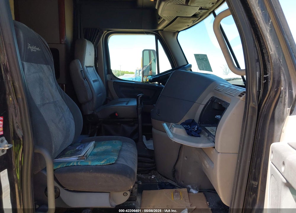 2009 FREIGHTLINER CASCADIA 125 --- VIN: 1FUJGLCK89LAJ2029