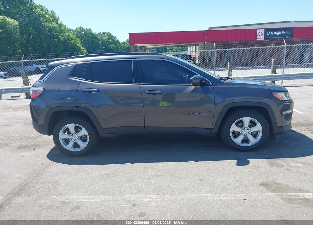 2018 JEEP COMPASS LATITUDE FWD VIN: 3C4NJCBB1JT461649