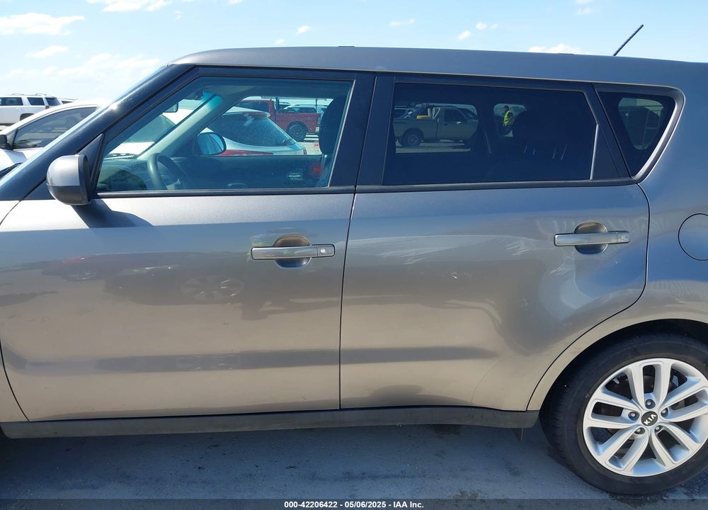 2018 KIA SOUL VIN: KNDJP3A51J7527467