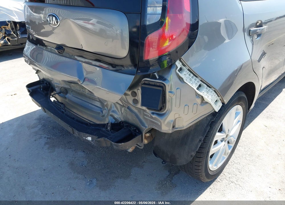 2018 KIA SOUL VIN: KNDJP3A51J7527467
