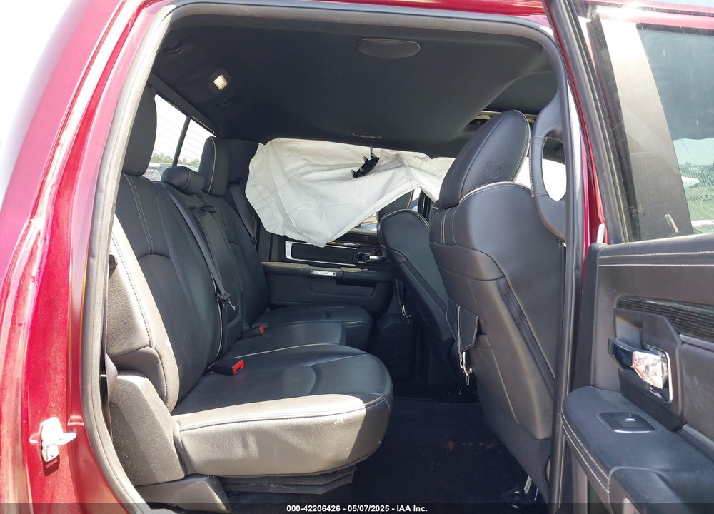 2017 RAM 1500 LIMITED 4X4 5'7 BOX VIN: 1C6RR7PT4HS635283