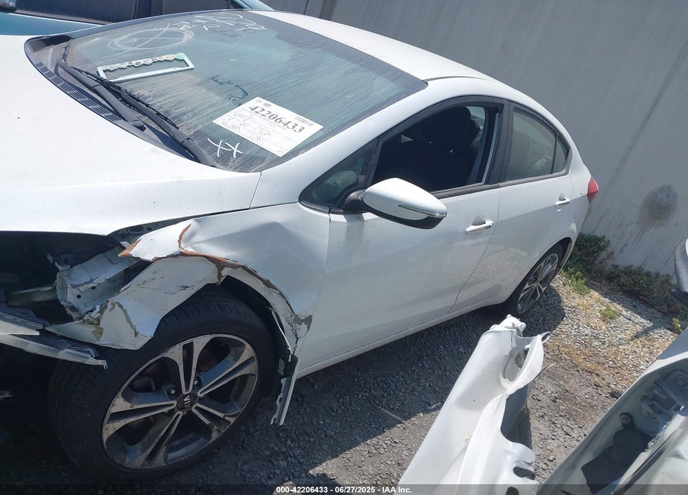 2016 KIA FORTE EX VIN: KNAFX4A85G5450741