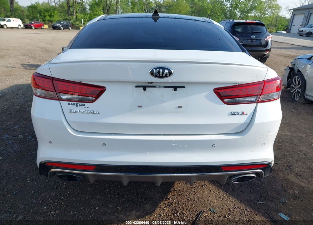 2018 KIA OPTIMA VIN: 5XXGV4L2XJG209198