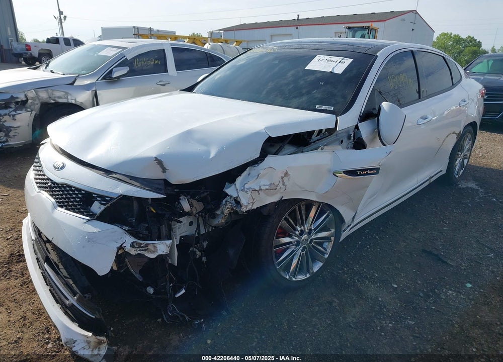 2018 KIA OPTIMA VIN: 5XXGV4L2XJG209198