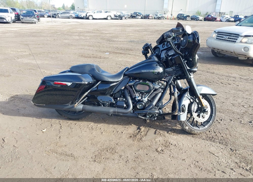 2018 HARLEY-DAVIDSON FLHXS STREET GLIDE SPECIAL VIN: 1HD1KRC17JB633946