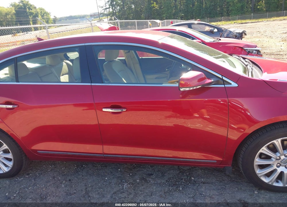 2013 BUICK LACROSSE VIN: 1G4GF5E38DF221468