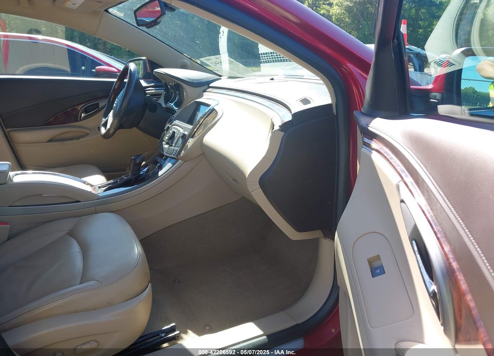 2013 BUICK LACROSSE VIN: 1G4GF5E38DF221468
