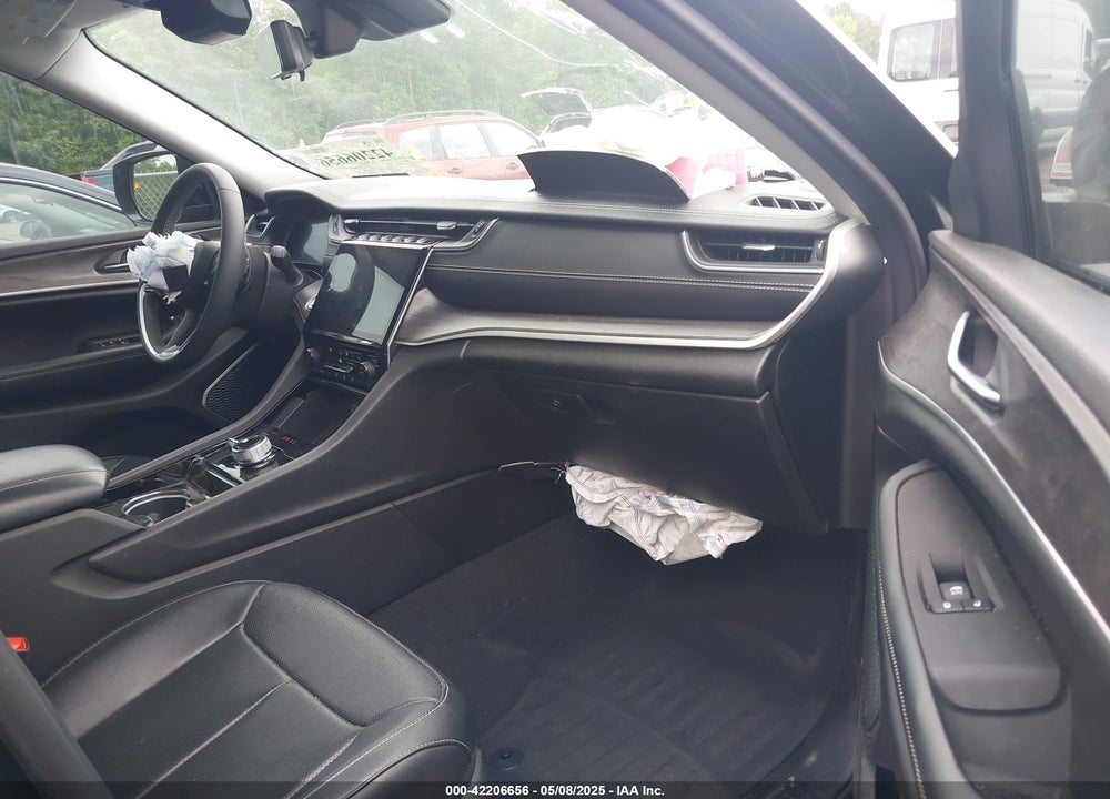 2023 JEEP GRAND CHEROKEE L LIMITED 4X4 VIN: 1C4RJKBG6P8702247