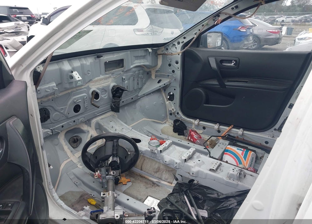 2013 NISSAN ROGUE VIN: JN8AS5MT6DW008854
